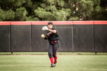 Michaela Cochran fielding