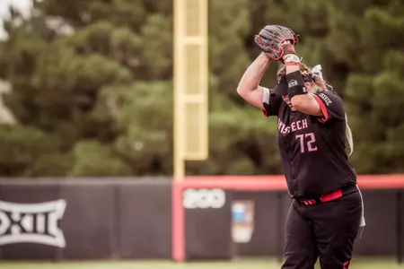 Cheyene Powell pitching