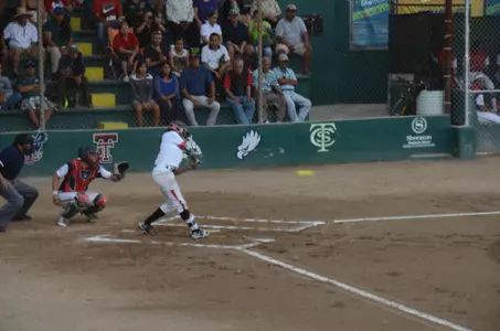 O'neal batting mexico 2