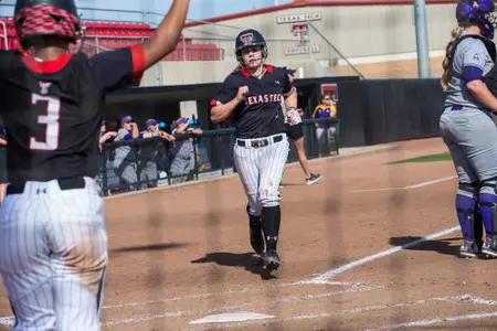 Kiani Ramsey and Jessica Hartwell