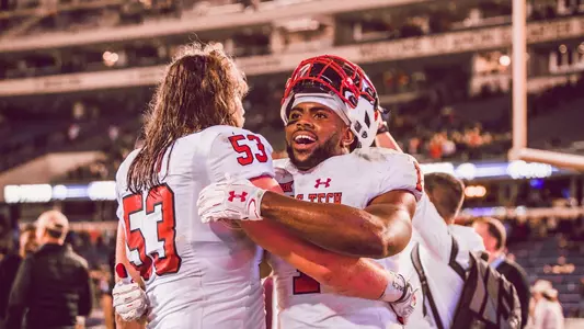 Jordyn Brooks, Eli Howard