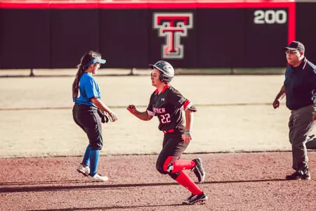 Shelby Henderson Running
