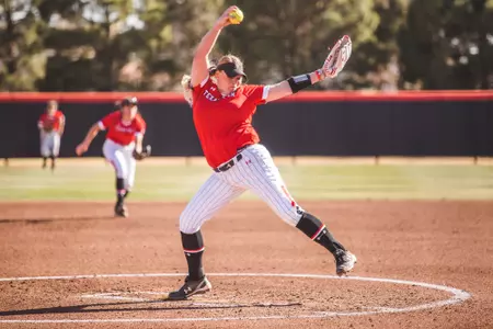 Cheyene Powell- Pitching