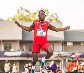 Odaine Lewis