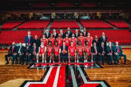 Men's Basketball Team Photo