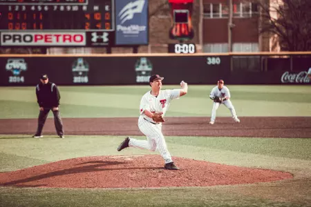 Dane Haveman pitching