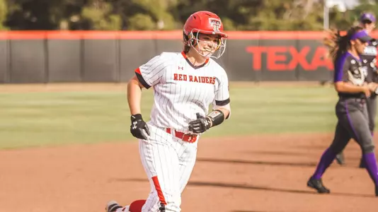 Kelcy Leach home run