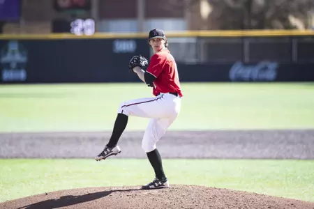 Bonnin pitching