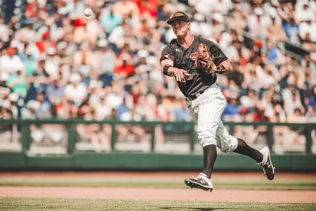 Jung fielding