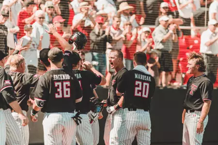 Jung home run reaction celebration