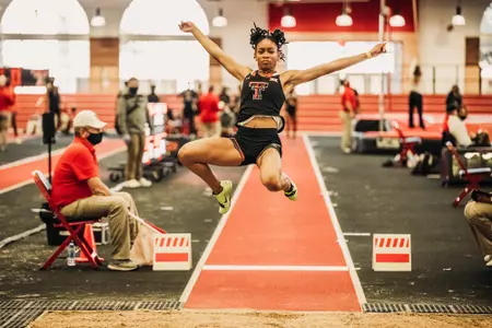 Monae' Nichols