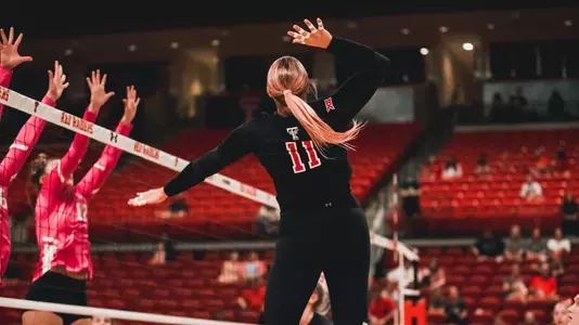 Kenna Sauer vs Iowa State pink game