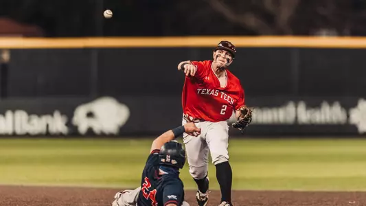 Jace Jung turns double play