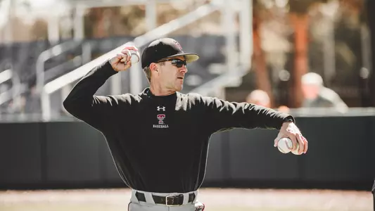 Tadlock batting practice at Kansas State