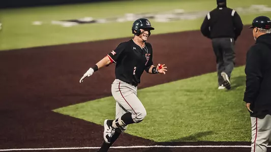 Jace Jung home run at Kansas State