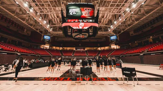 Volleyball- United Supermarkets Arena