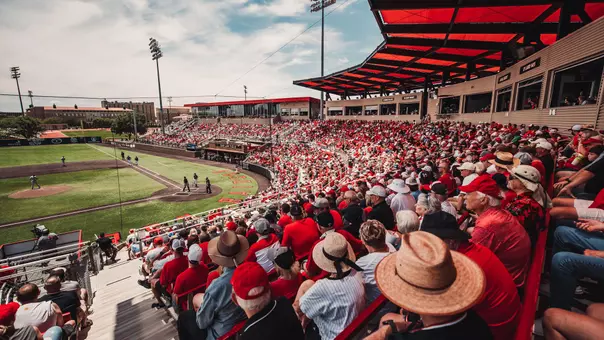 Crowd Rip Griffin Park