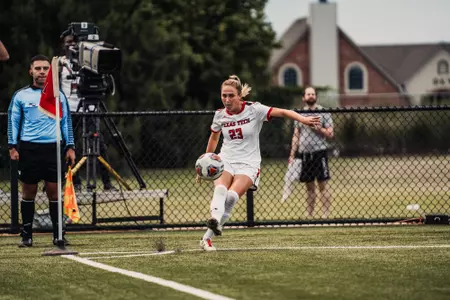 Macy Blackburn corner kick
