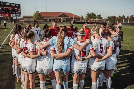 Soccer huddle 2022