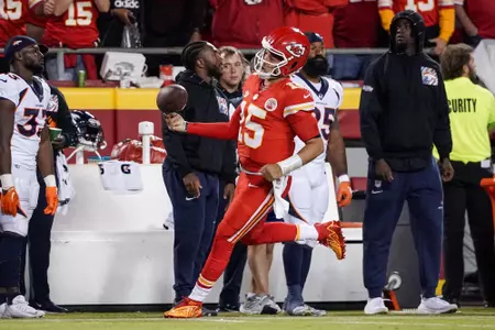 NFL: Denver Broncos at Kansas City Chiefs