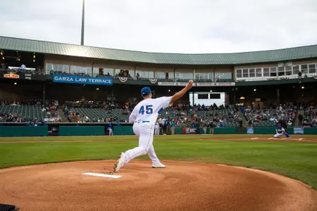 Syndication: The Knoxville News-Sentinel