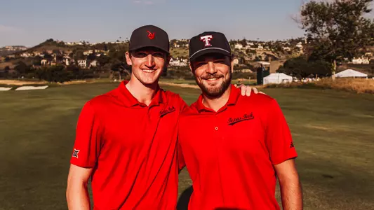 Charlie DeLong Calum Scott