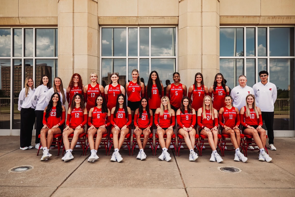 2025 Volleyball Team Photo