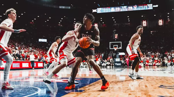 JT Toppin looks to get a shot up and score in a win over No. 1 Arizona.