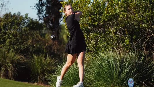 Klara Hurtova hits a tee shot at the Paradise Invitational