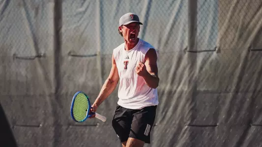 Tyler Stewart yellingafter winning his match point