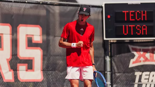 Felipe Pagnacco celebrating after a match clinch