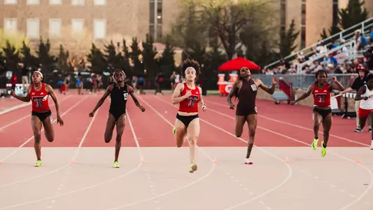 Alyssa Colbert sprinting in the 100m dash