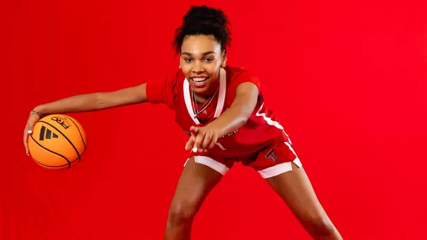 Tahys Da Silva dribbling a ball during a photoshoot.