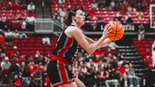 Bailey Maupin preparing to shoot the ball. Texas Tech Women's Basketball vs ASU on March 1, 2026 (Photo by Adele Clarke/Texas Tech Athletics)