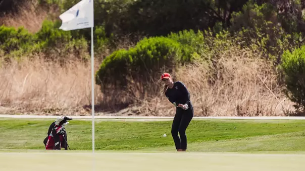 Denisa Vodicova chips in from hole 5