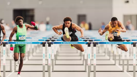 Malachi Snow in the 110 meter hurdles at the NCAA West First Rounds