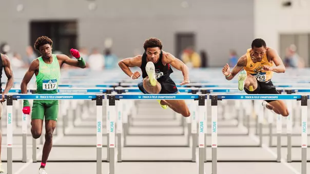 Malachi Snow in the 110 meter hurdles at the NCAA West First Rounds