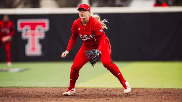 Mia Williams fielding second base against Baylor