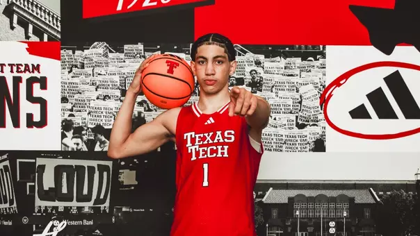 Amari Barrett poses during a recruiting visit with the Texas Tech men's basketball program.