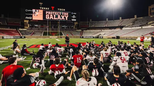 Joey McGuire addresses the team during 2026 preseason camp