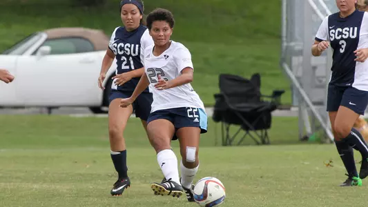 Mack_H_17WSOC_SCSU_VLD_01