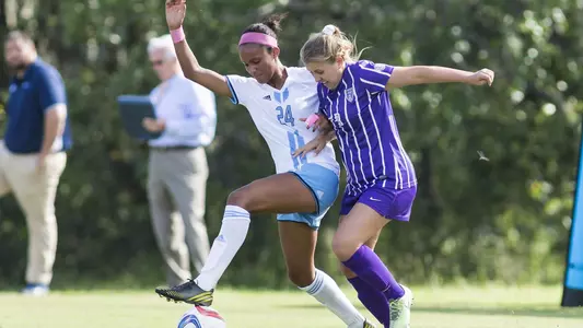 Skyers_C_17WSOC_FUR_LB_01