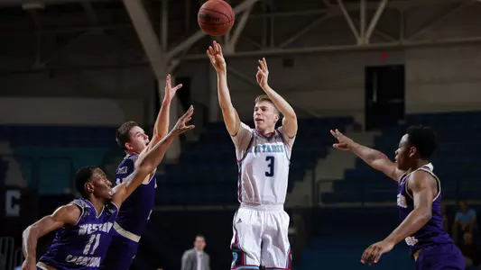 Frierson_M_17-18MBB_WCU_ZB_01