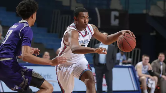 Reed_A_17-18MBB_WCU_ZB_01