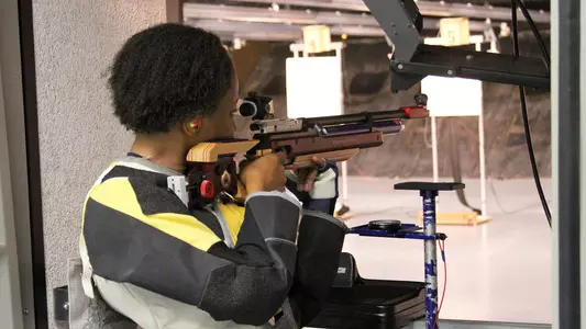 Wallace_L_18-19Rifle_home_MA_01