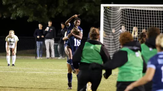 Bradshaw_K_18WSOC_at8Wofford_MA_01