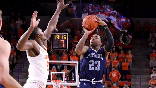 Harris_K_18-19MBB_atClemson_MA_01