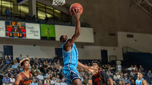 Williams_Q_18-19MBB_Mercer_LB_01