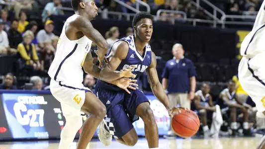 Williams_Q_17-18MBB_ETSU02_MA_02