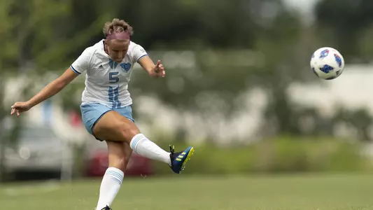 Mikoy_M_18WSOC_UNF_LB_01